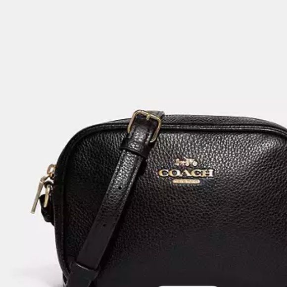 Coach Handbags - Retail $278 COACH Women’s Bag. NWT Coach Crossbody. Store bag included.